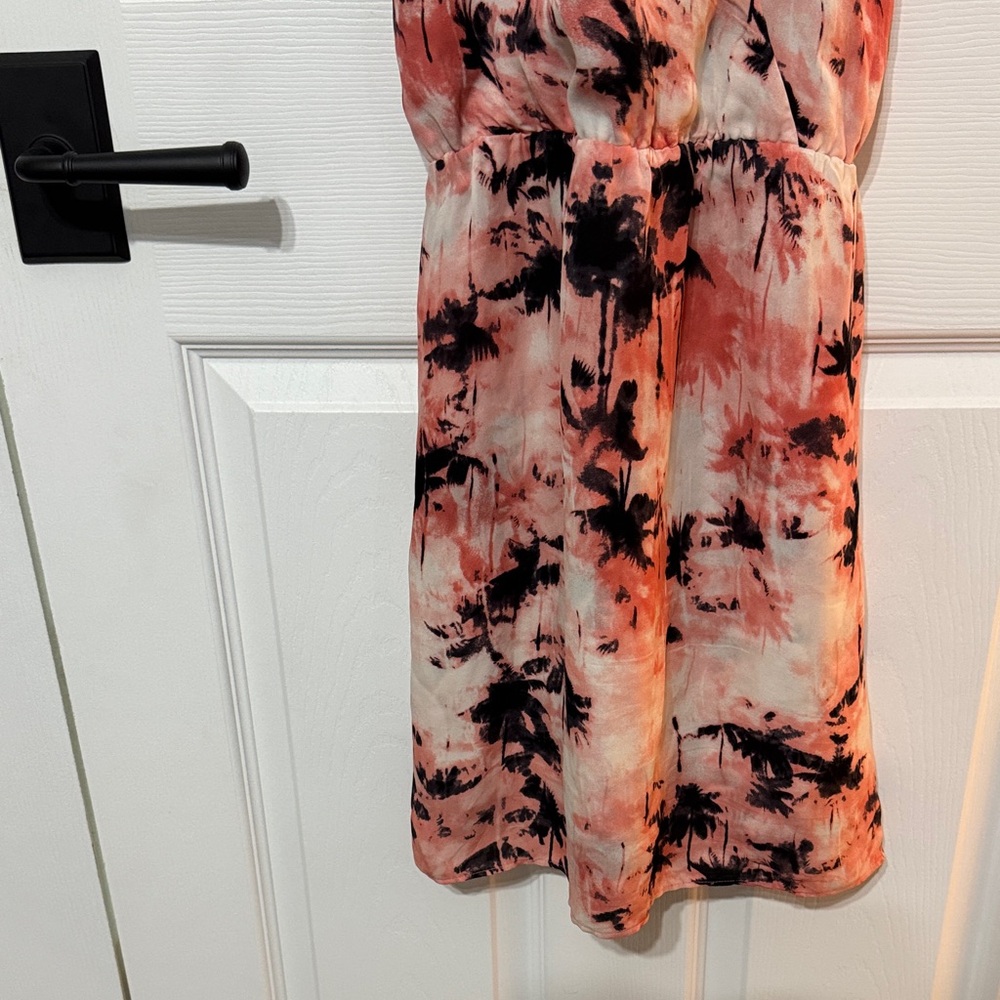 Parker Pink and Black Backless Dress - Picture 5 of 5